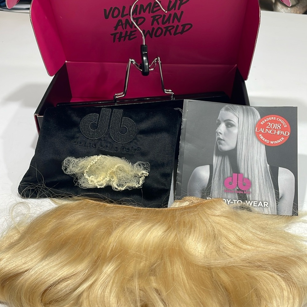 Donna Bella hair NWT